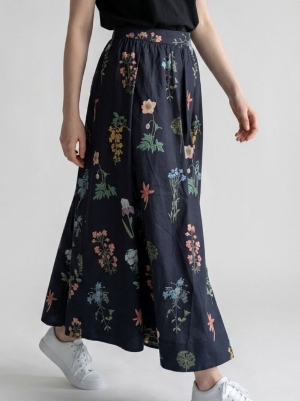 Entro Black Floral Maxi Skirt 100% Cotton Lined Elastic Waist Pockets Sz. Medium
